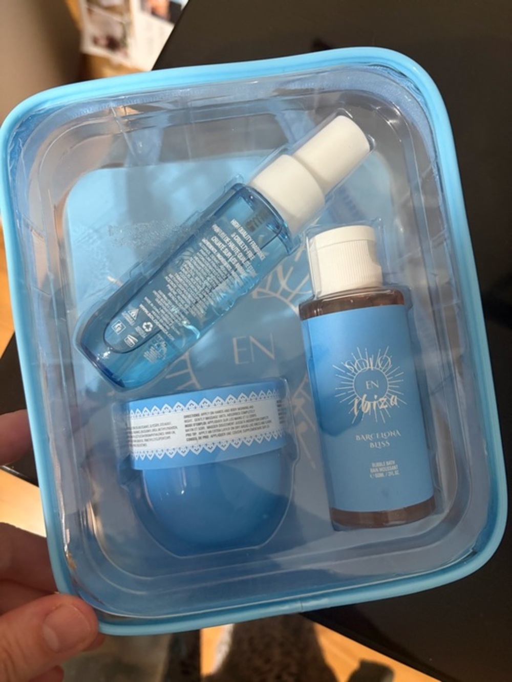 EN Blue Travel Beauty Set